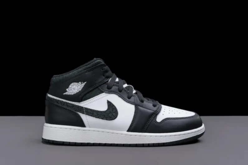 AIR JORDAN 1 Mid SE GS 'Panda Elephant' FB9909-001 38