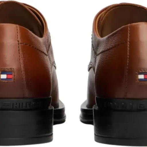 Test Tommy Hilfiger Corporate Derby Cuir : des derbys propres pour le boulot sans trop de prise de tête