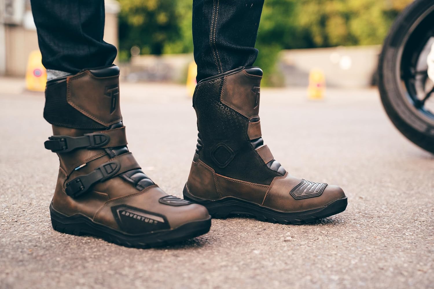 Bottes De Moto Homme Cuir - Chaussures De moto Vintage 100% Imperméables - Coupe courte Homologuées CE - Marron 43 EU
