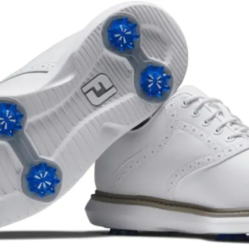 Test FootJoy Homme Traditions : les chaussures de golf classiques qui font le job sous la pluie