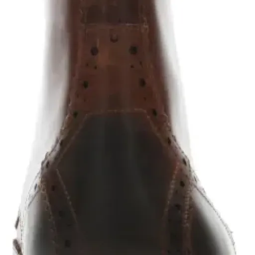 Test Clarks Batcombe Lord Chelsea : des bottes sérieuses pour l’automne-hiver, mais attention à la taille