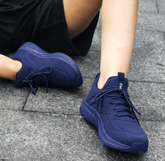 Feethit Baskets et Chaussures de Sport Homme Tennis Respirant Légères et Confortables de la Mode de Marche Fitness Running Tennis Outdoor Gym Jogging Sneakers Hommes 44 EU Bleu Foncé