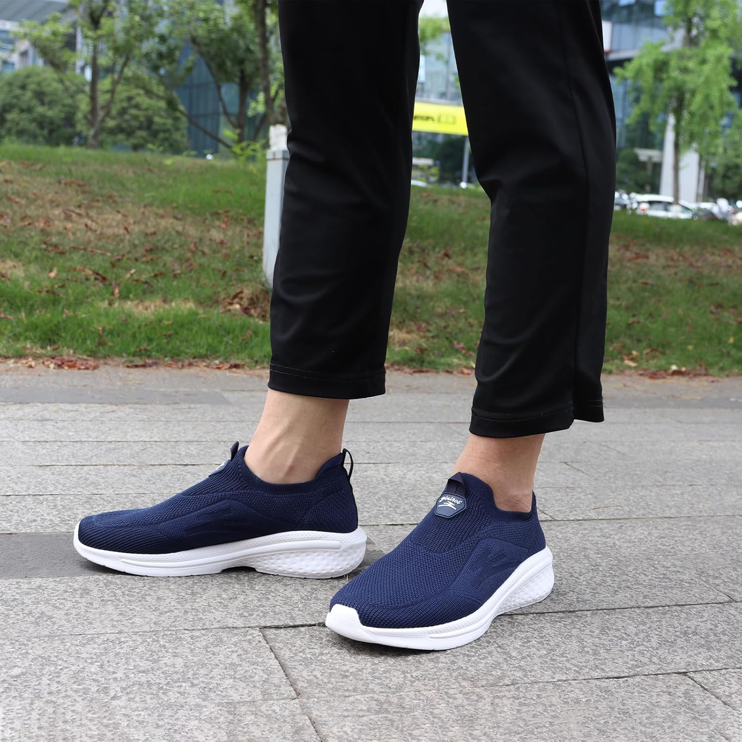 Basket Homme Chaussures Slip on Sneakers Chaussure sans Lacets de Course Baskets Fitness Running Basquettes Homme Chaussures de Respirante Chaussures de Tennis Confortables et Légères 46 EU Bleu Foncé